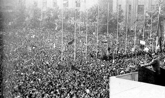allende-y-multitud-de-la-unidad-popular.jpg